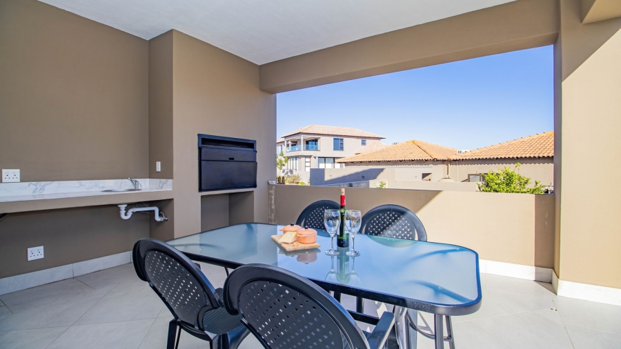 5 Bedroom Property for Sale in The Hill Western Cape